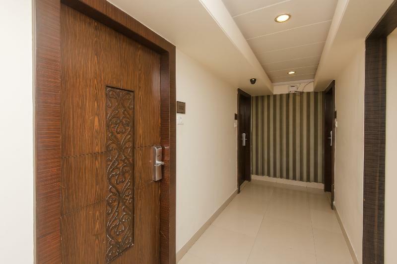 מומביי Oyo 10007 Hotel Grace Residency מראה חיצוני תמונה