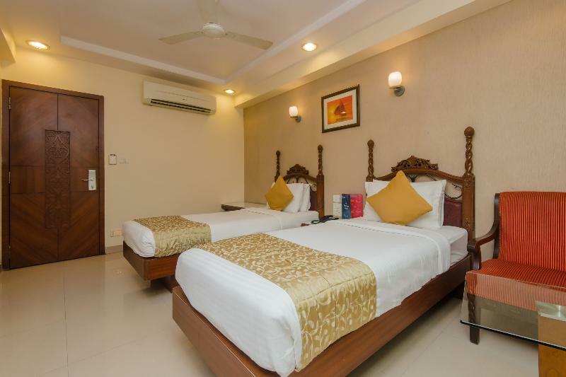 מומביי Oyo 10007 Hotel Grace Residency מראה חיצוני תמונה