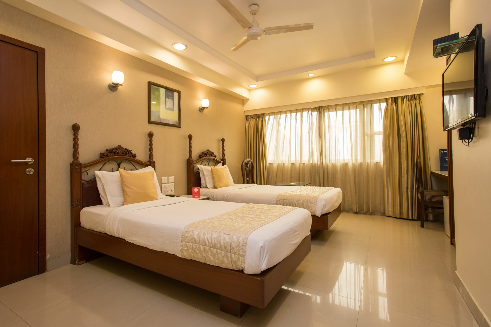 מומביי Oyo 10007 Hotel Grace Residency מראה חיצוני תמונה